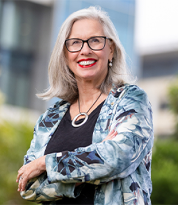 Image for Christobel Saunders Headshot